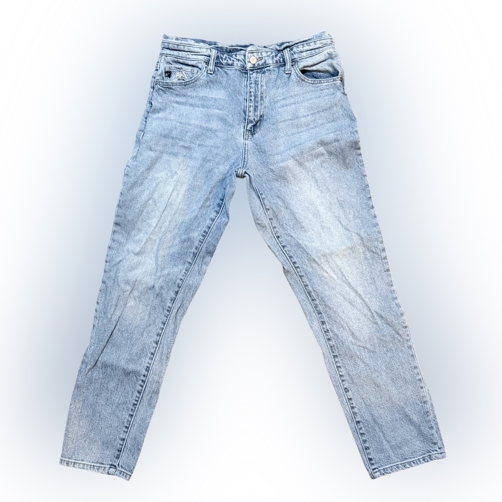 KanCan Women’s Junior Size 11/29 High Rise Straight Leg Jeans Light Wash Denim